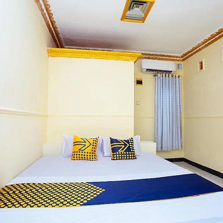 Spot On 2473 Buana Jaya Guest House Cilacap Zewnętrze zdjęcie