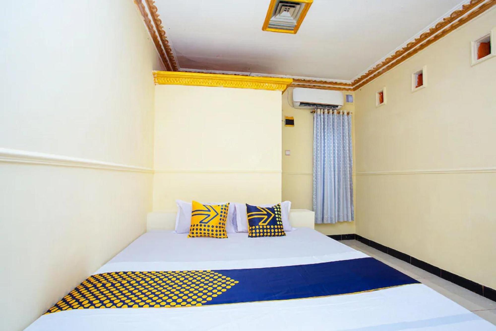 Spot On 2473 Buana Jaya Guest House Cilacap Zewnętrze zdjęcie